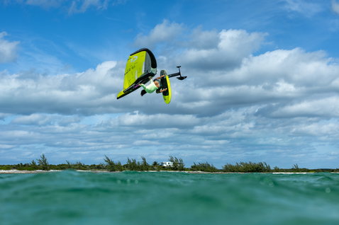 Duotone_Wing_Foiling_Slick_Action-Shots_3