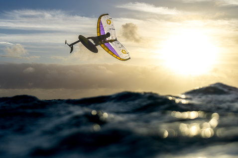 Duotone_Wing_Foiling_Slick-D/LAB_Action-Shots_1