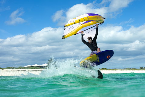 Duotone_Wing_Foiling_Slick-D/LAB_Action-Shots_4