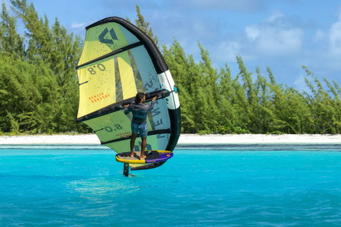 Duotone_Wing_Foiling_Ventis_Action-Shots_11