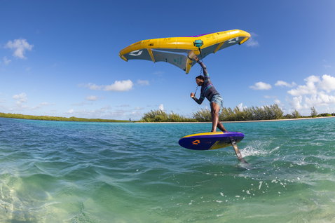 Duotone_Wing_Foiling_Ventis-D/LAB_Action-Shots_3