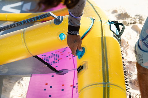 Duotone_Wing_Foiling_Ventis-D/LAB_Action-Shots_4