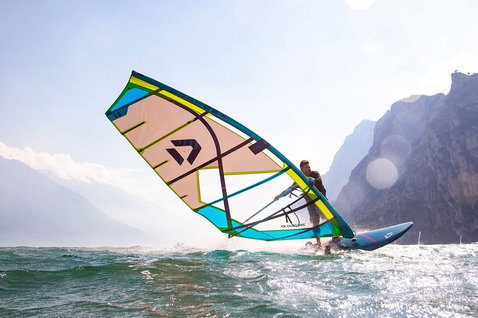 Duotone_Windsurfing_E_Pace_Action-Shots_1