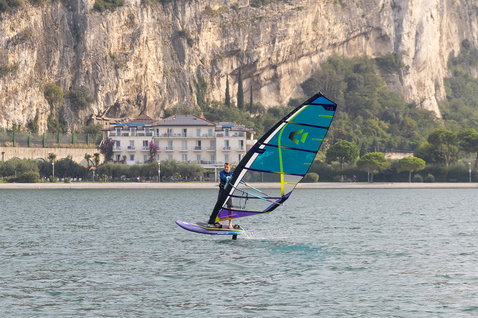 Duotone_Windsurfing_F_Pace-Cam_Action-Shots_2