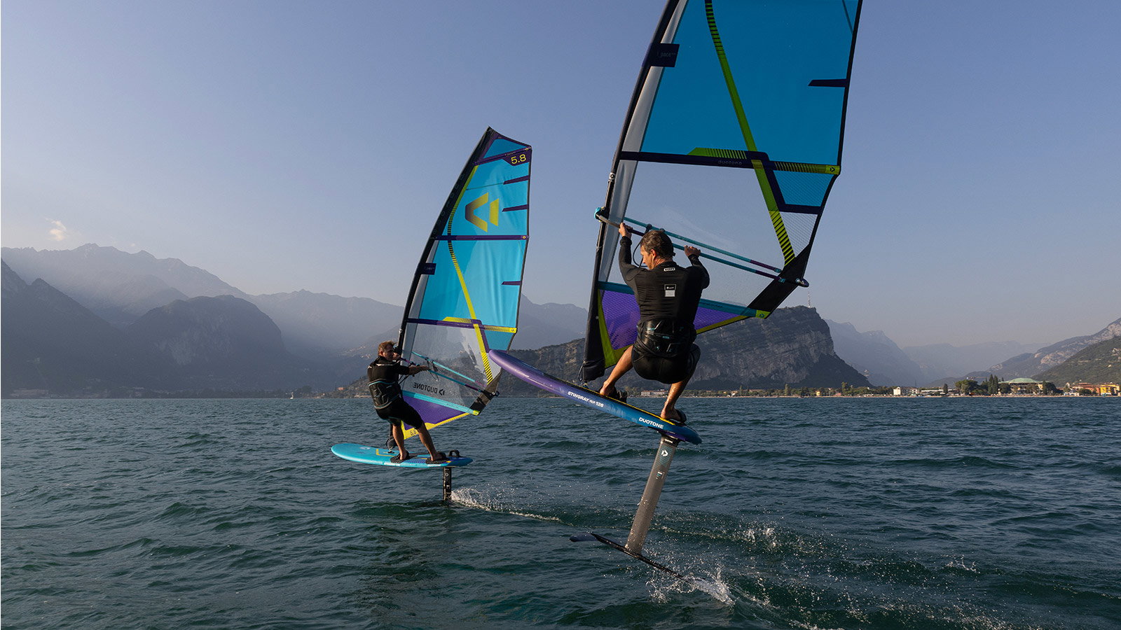 F_PACE 2022 ᐅ foil riding sail | DUOTONE Windsurfing