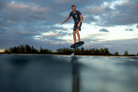 Duotone_Wing_Foiling_Strider-SLS_Action-Shots_4