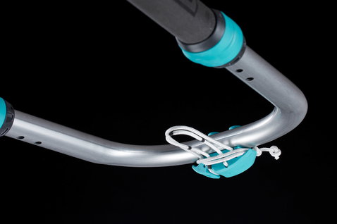 Duotone Silver Series windsurf boom 140-200 / 160-220 / 180-240 cm in black, silver and cyan
