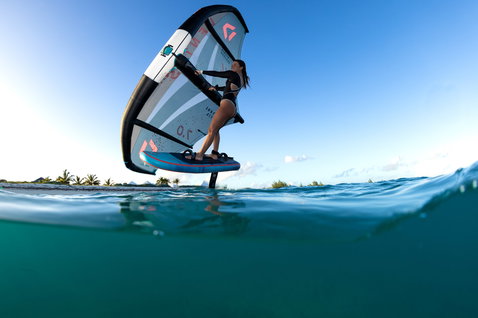 Duotone_Wing_Foiling_Sky-Air_Action-Shots_3