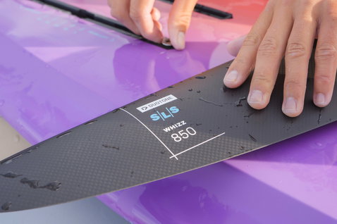 Duotone_Wing_Foiling_Wing-Set-Whizz-SLS_Action-Shots_5