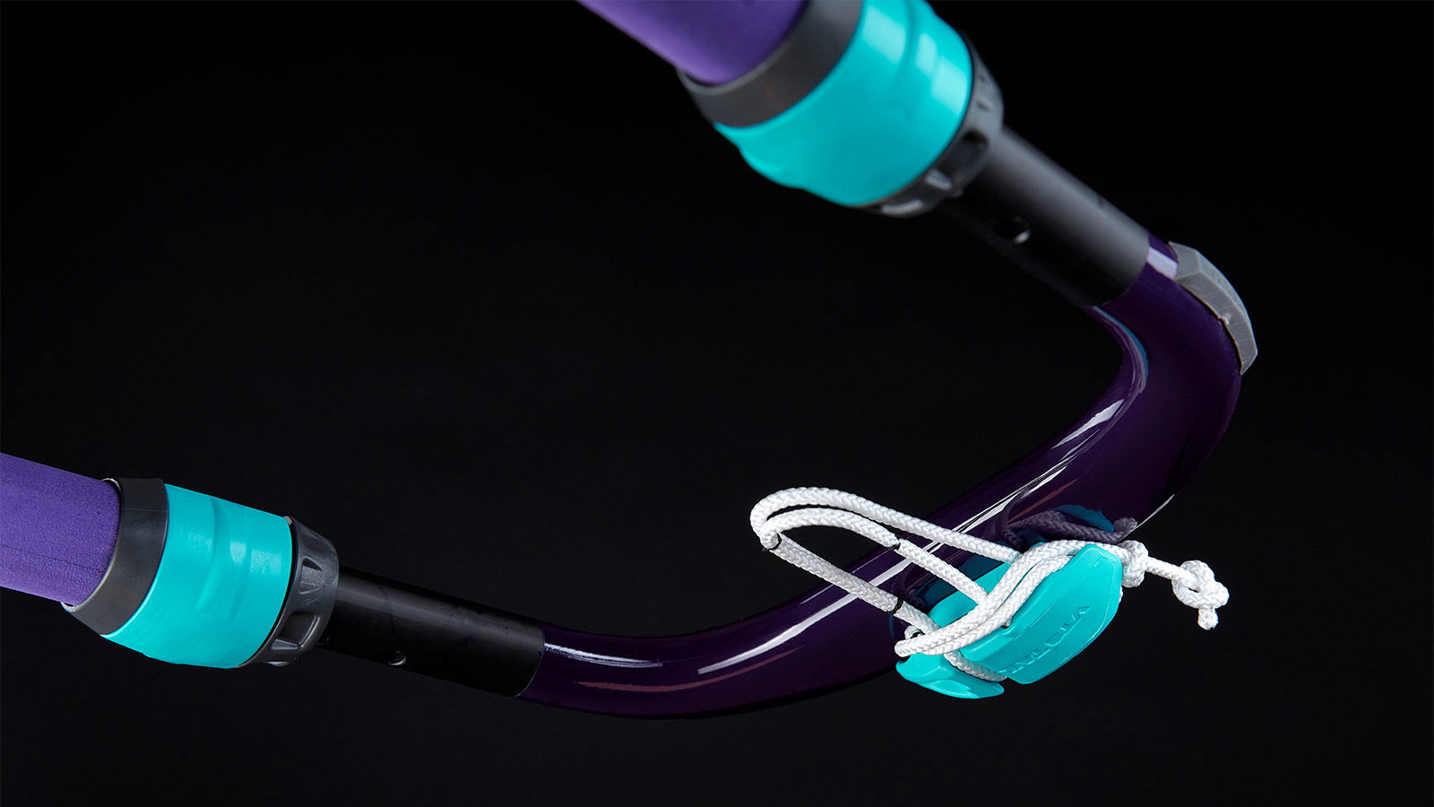 その他 Valiant Dynamo Rainbow Foil DUKE 2026 ᐅ Jump N'Ride sail | DUOTONE Windsurfing