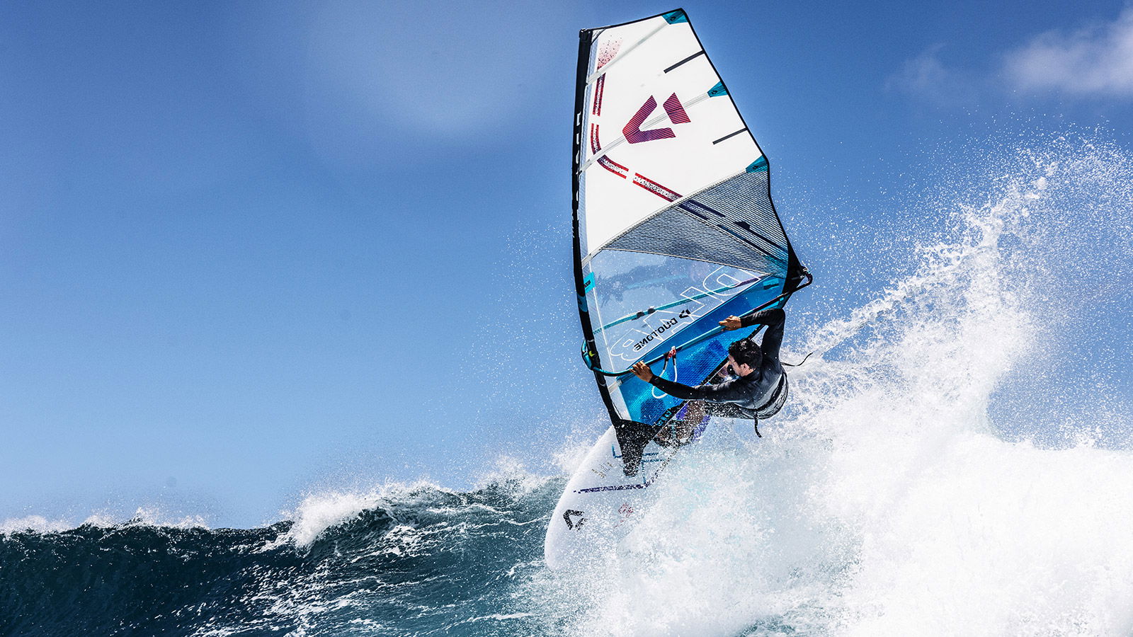 Super_Hero D/LAB 2025 ᐅ high-end wave sail | DUOTONE Windsurfing