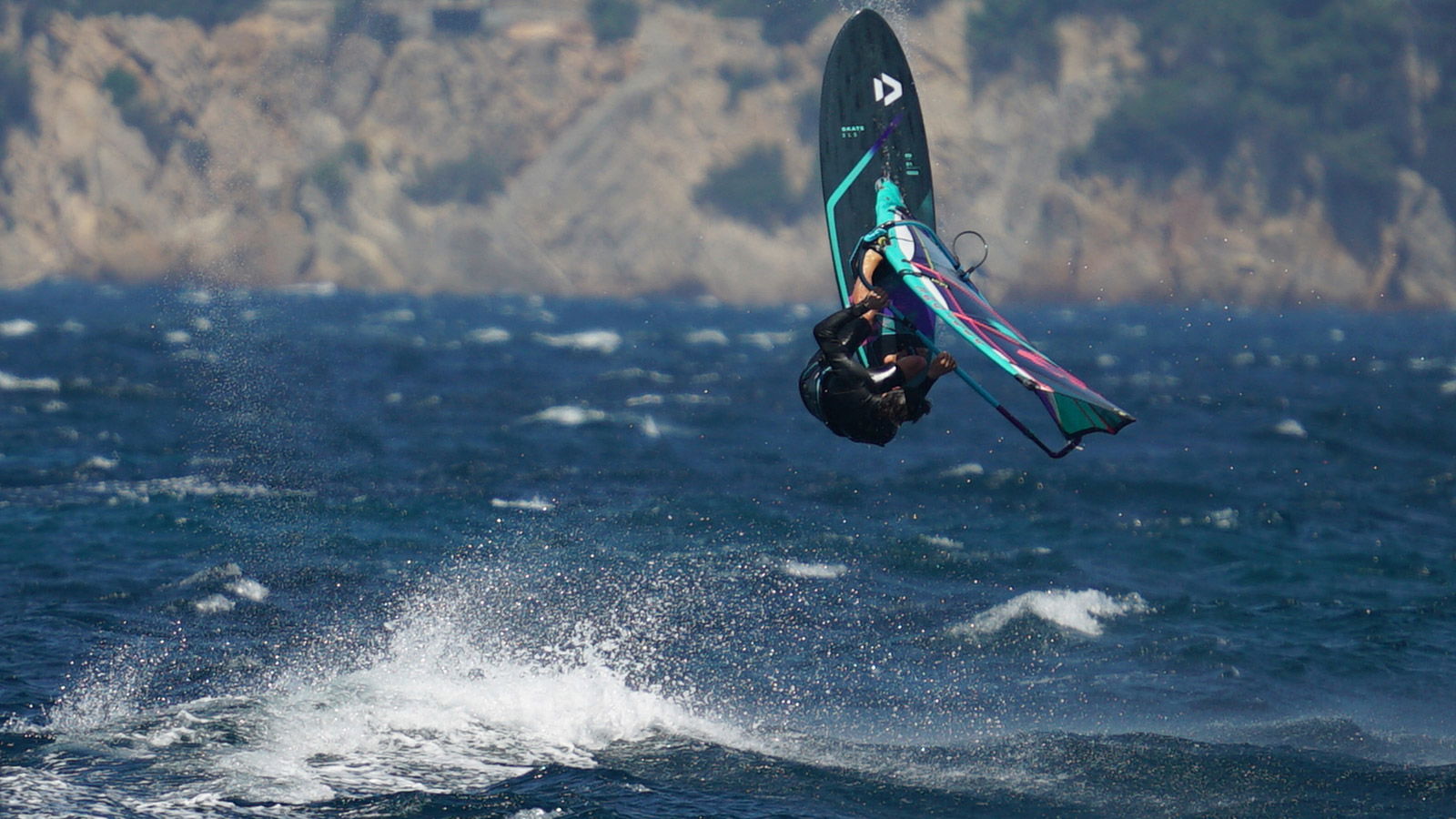 SKATE 20.25 ᐅ freestyle competition board | DUOTONE Windsurfing