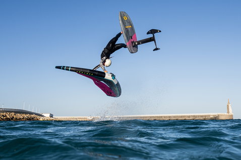 Duotone_Wing_Foiling_Sky-Style-SLS_Action-Shots_4