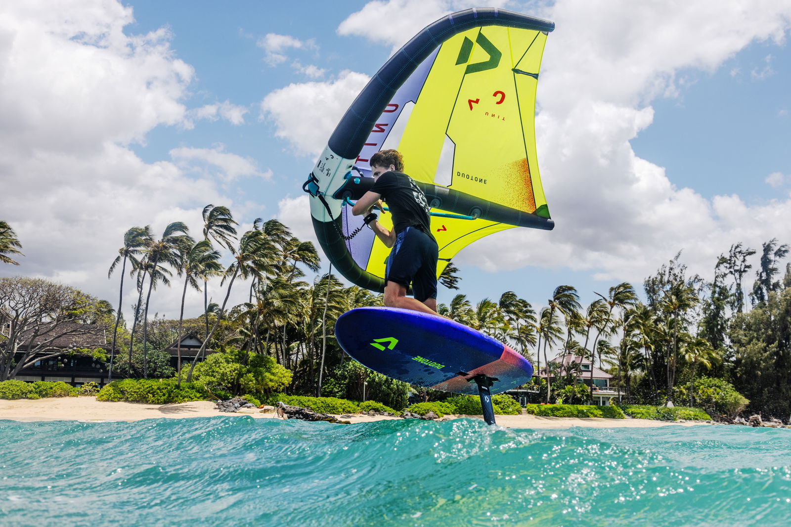 DUOTONE Sky Free 2025 ᐅ Freeride – Making Wing Foiling as DUOTONE Sky Free 2025 ᐅ Freeride – Making Wing Foiling as