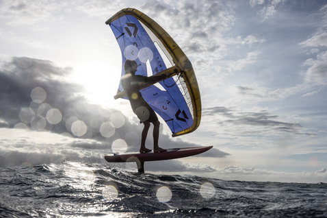 Duotone_Wing_Foiling_Downwinder-SLS_Action-Shots_3