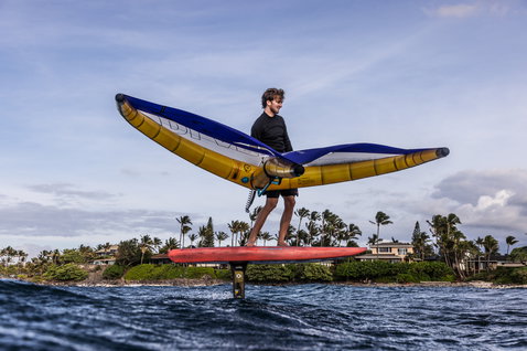 Duotone_Wing_Foiling_Front-Wing-Glide-2.0-D/LAB_Action-Shots_2