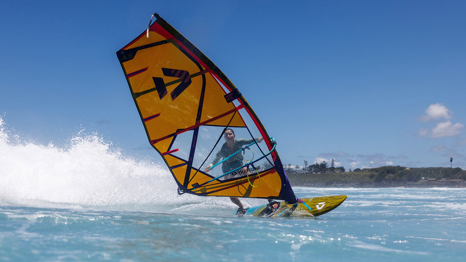 SUPER_HERO 2024 ᐅ World Cup wave sail | DUOTONE Windsurfing