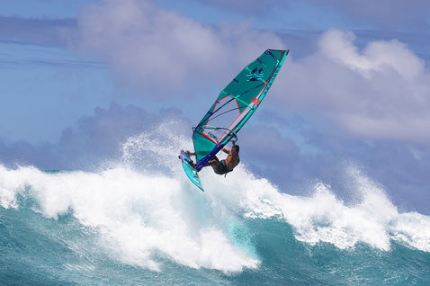 Duotone_Windsurfing_Super_Hero_Action-Shots_4