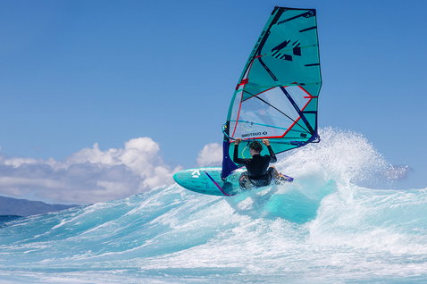 Duotone_Windsurfing_Super_Hero_Action-Shots_3