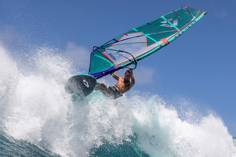 Duotone_Windsurfing_Super_Hero_Action-Shots_6