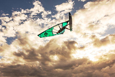 Duotone_Windsurfing_Super_Hero_Action-Shots_8