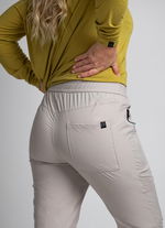 Duotone_Apparel_Pants-Explore-unisex_Model-Pictures_7