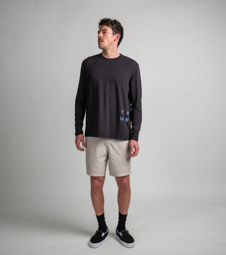 Tee DT Explore LS unisex - 900 black - 44/XXS