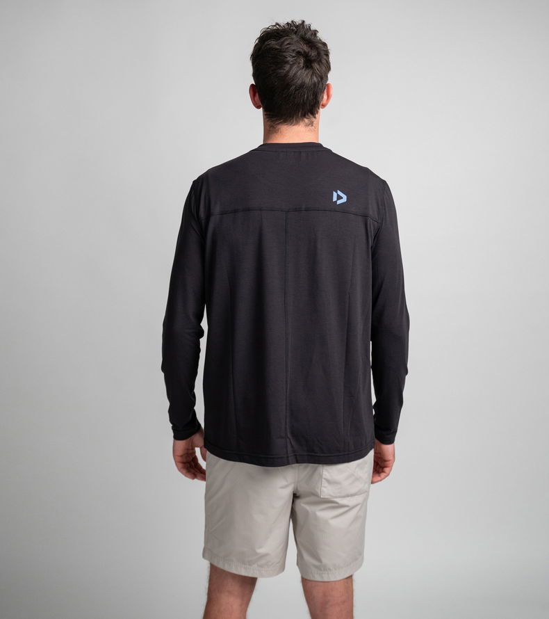 Tee DT Explore LS unisex - 900 black - 44/XXS