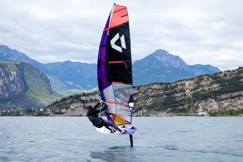 Duotone Falcon Foil D/LAB foil board during foiling on an alpine lake