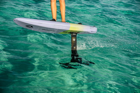Duotone_Wing_Foiling_Skybrid_Action-Shots_4