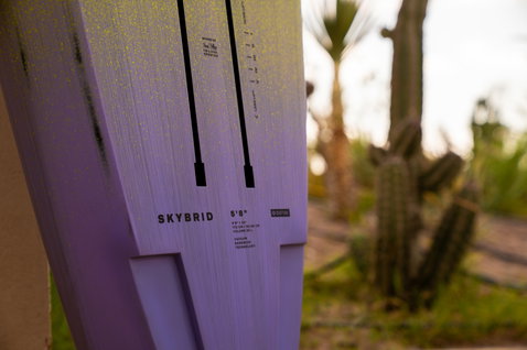 Duotone_Wing_Foiling_Skybrid_Action-Shots_11