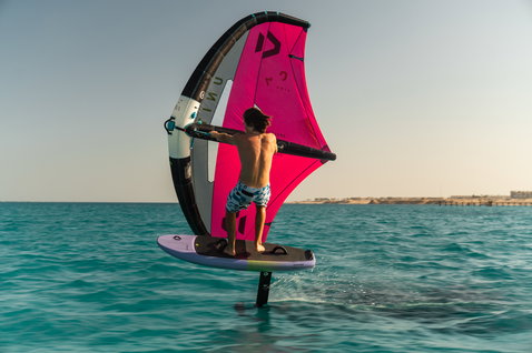 Duotone_Wing_Foiling_Skybrid_Action-Shots_15