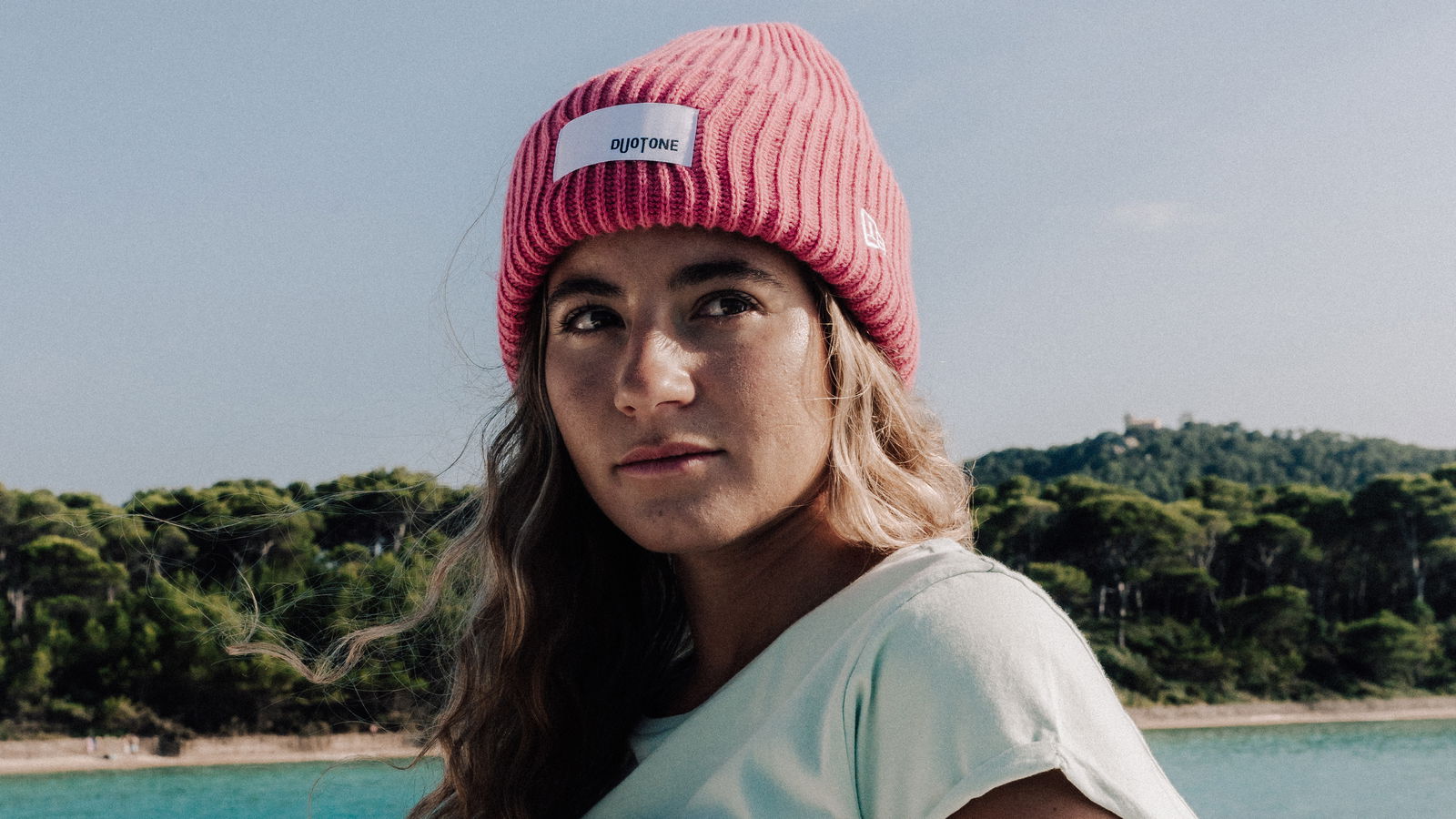 Duotone Beanie New Era Duotone Logo: Elevate Your Style and