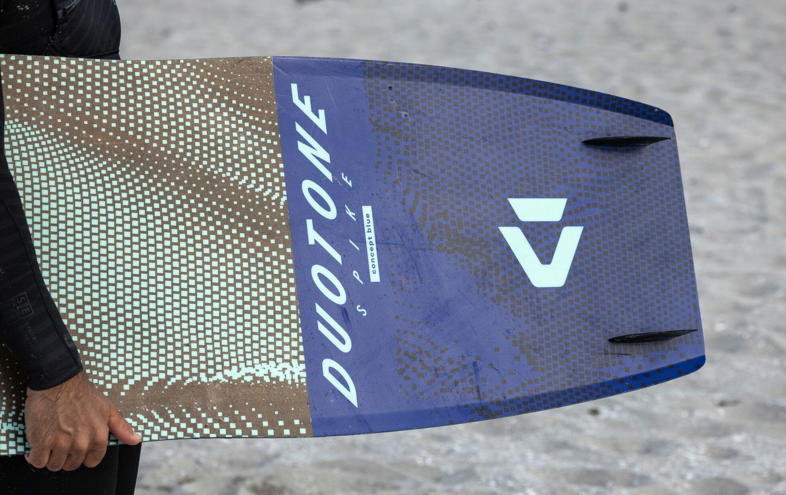 DUOTONE Kite twintip board Spike 153 2022 with fins - Price