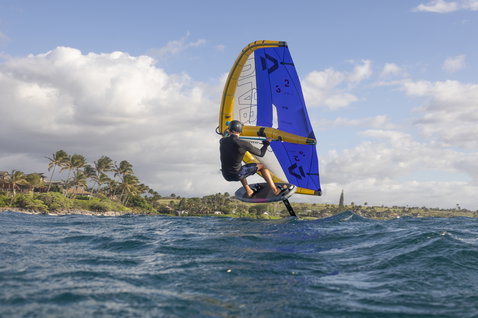 Duotone_Wing_Foiling_Wing-Set-Blitz-D/LAB_Action-Shots_1