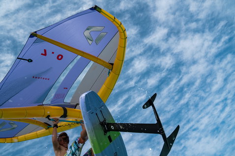 Duotone_Wing_Foiling_Ventis-FS-D/LAB_Action-Shots_12