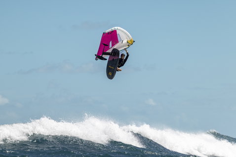 Duotone_Wing_Foiling_Unit-SLS_Action-Shots_7