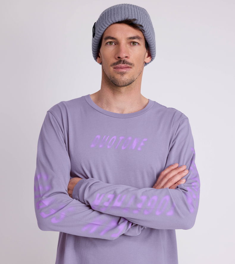 Duotone_Apparel_Longsleeve-Originals-Graphic-unisex_Model-Pictures_9