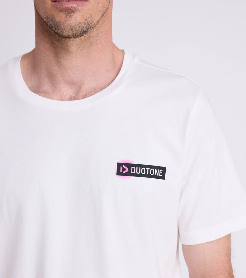 Duotone_Apparel_T-Shirt-Originals-Graphic-men_Model-Pictures_2