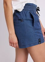 Duotone_Apparel_Shorts-True-women_Model-Pictures_3