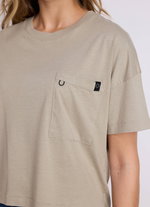 Duotone_Apparel_T-Shirt-True-women_Model-Pictures_16