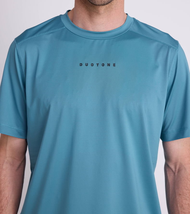 Duotone_Apparel_Wetshirt-men_Model-Pictures_7