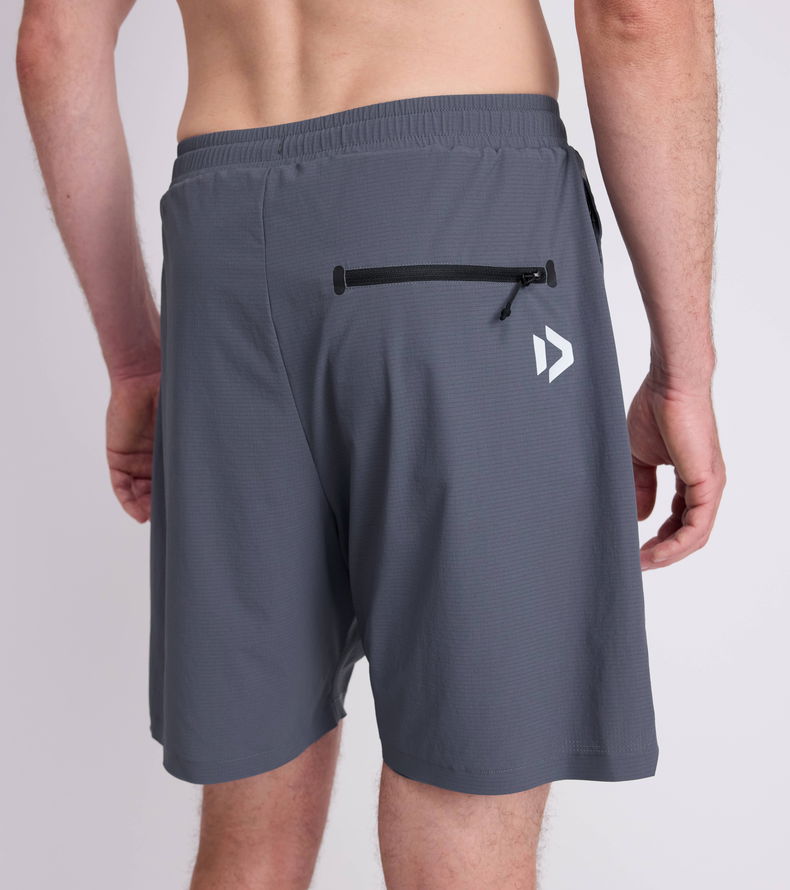 Duotone_Apparel_Boardshorts-Land&Sea-18inch-men_Model-Pictures_5