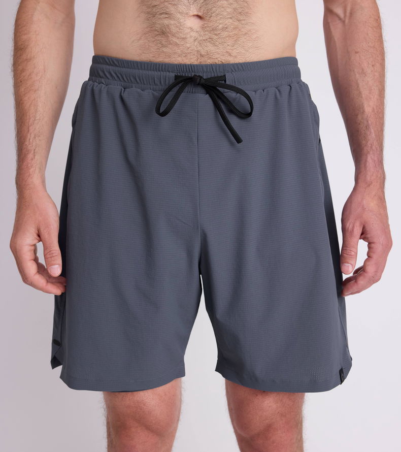 Duotone_Apparel_Boardshorts-Land&Sea-18inch-men_Model-Pictures_2