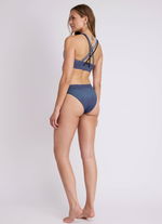 Duotone_Apparel_Bikini-Top-Active-women_Model-Pictures_8