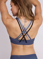Duotone_Apparel_Bikini-Top-Active-women_Model-Pictures_7