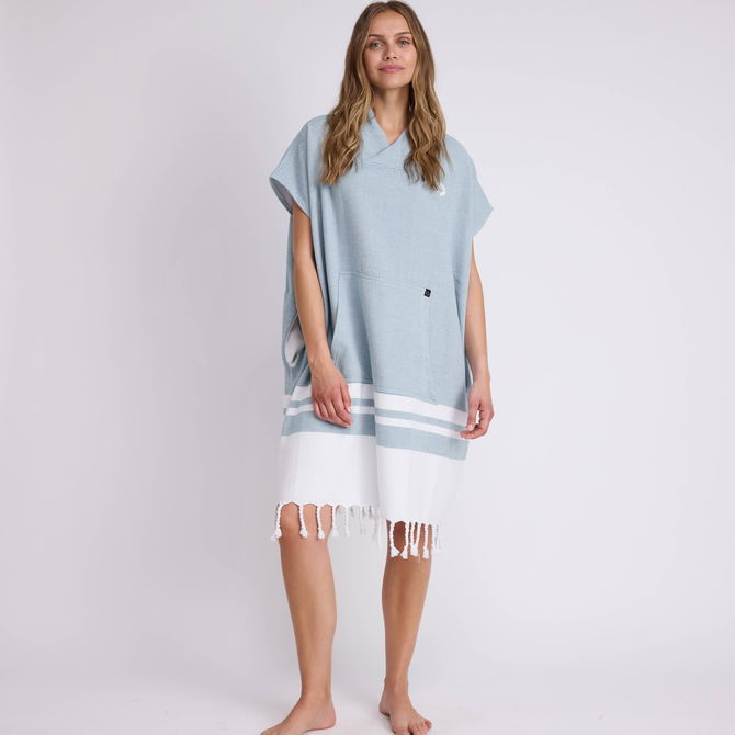 Duotone_Apparel_Poncho-unisex_Model-Pictures_1