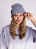 Duotone_Apparel_Beanie-Duotone-Logo_Model-Pictures_2