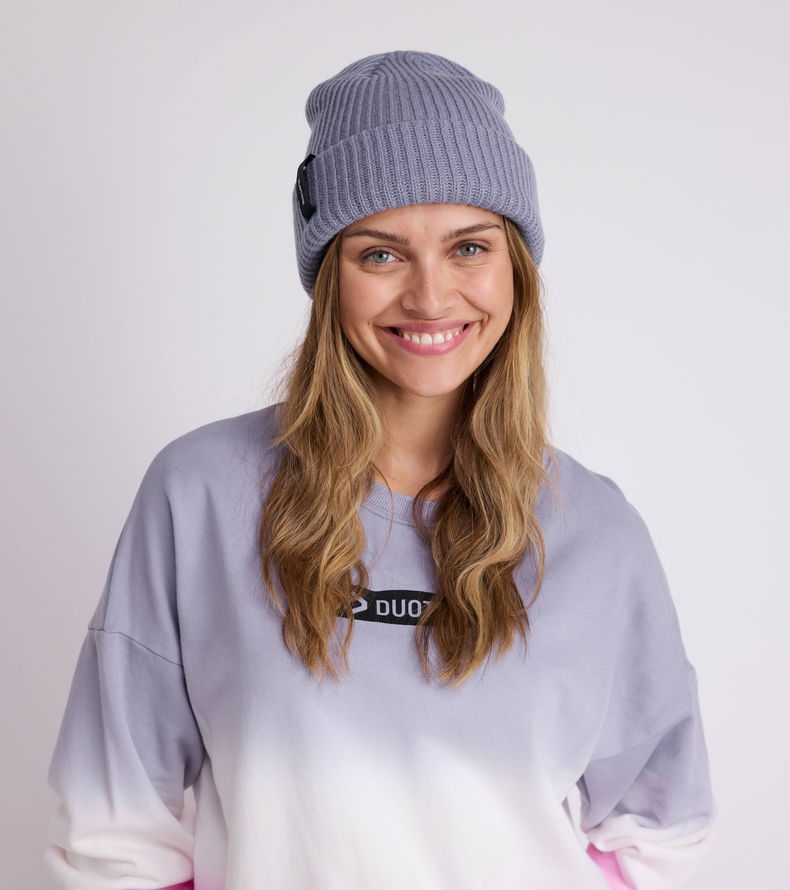 Duotone_Apparel_Beanie-Duotone-Logo_Model-Pictures_3