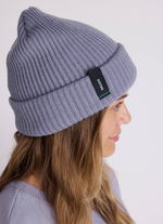 Duotone_Apparel_Beanie-Duotone-Logo_Model-Pictures_6